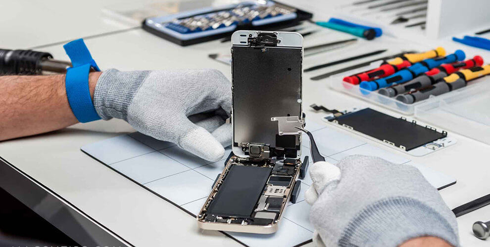 Where To Bring Your Damaged Phone For The Best Repair