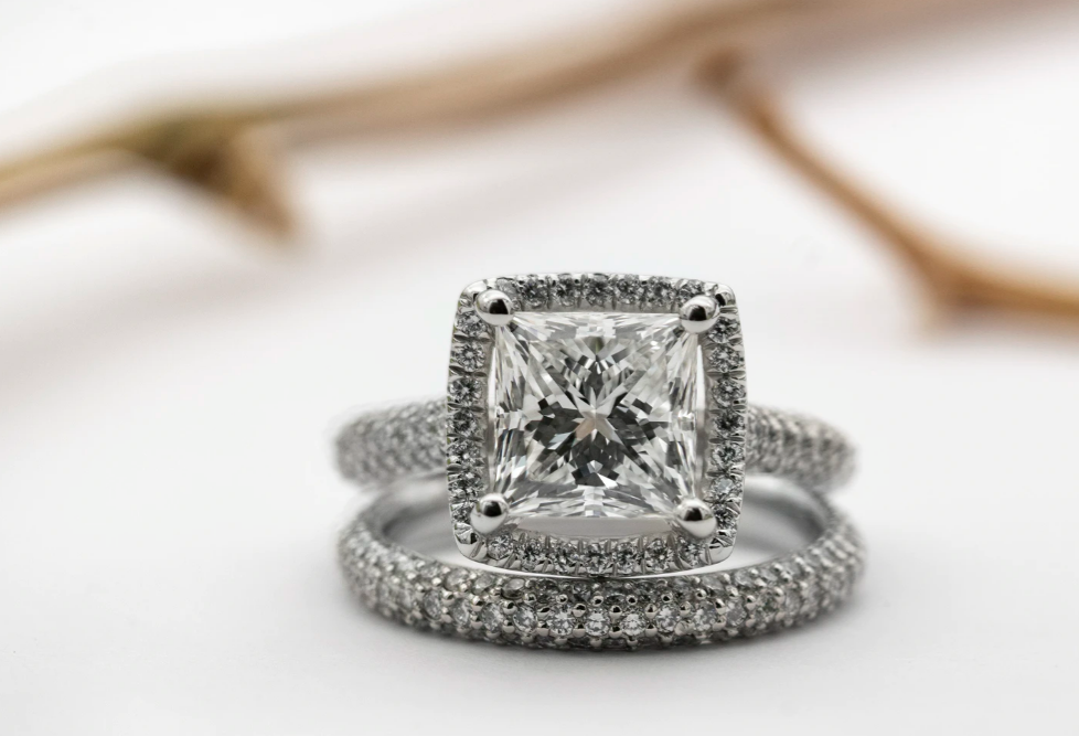 Five Things to Keep in mind when buying an Diamond Ring